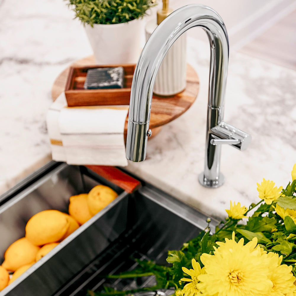 ZLINE Voltaire Pull Down Single Handle Kitchen Faucet in Chrome (VLT-KF-CH)