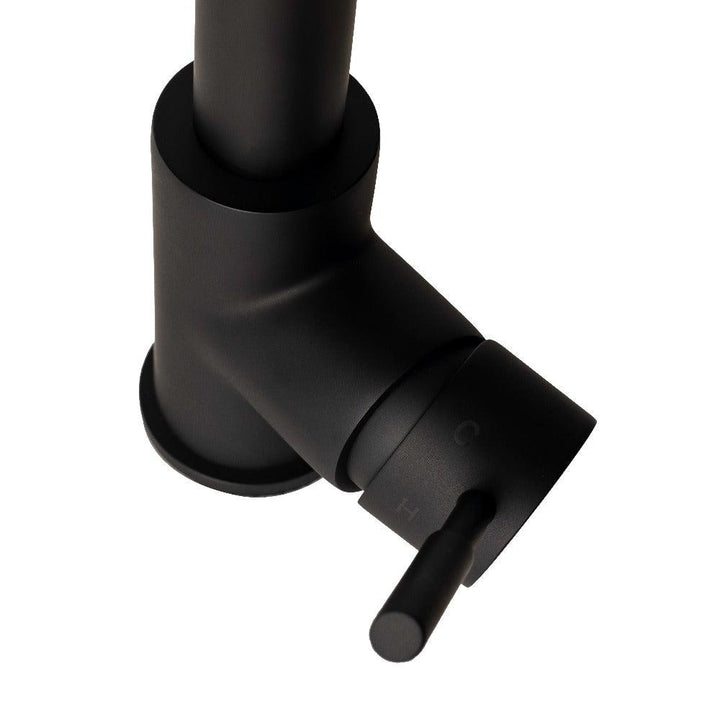 ZLINE Autograph Edition Monet Pull Down Single Handle Kitchen Faucet in Matte Black (MON-KF-MB)