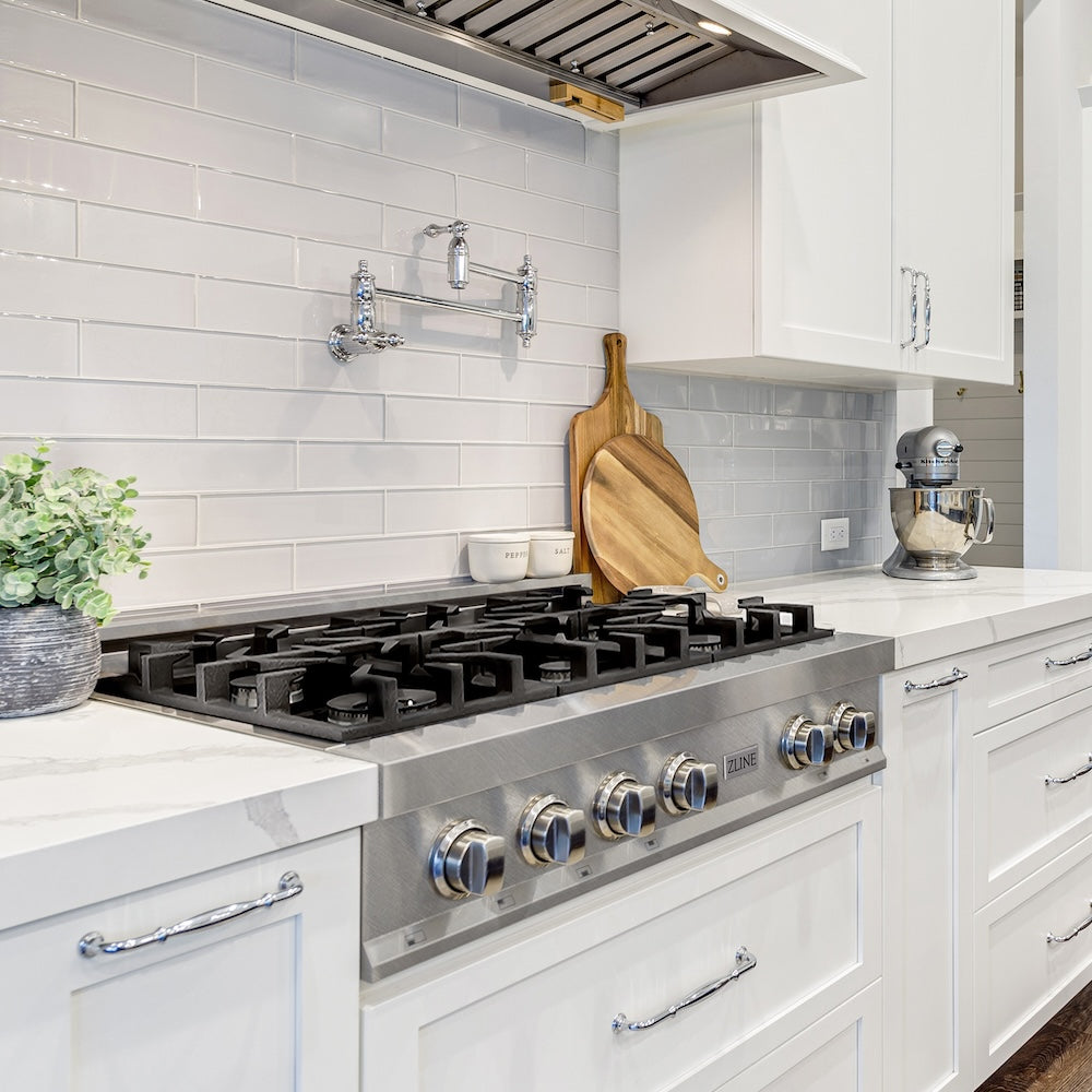ZLINE 36 in. Legacy Gas Rangetop with 6 Burners and Porcelain Cooktop in Satin Stainless Steel, Open Box-Excellent Condition