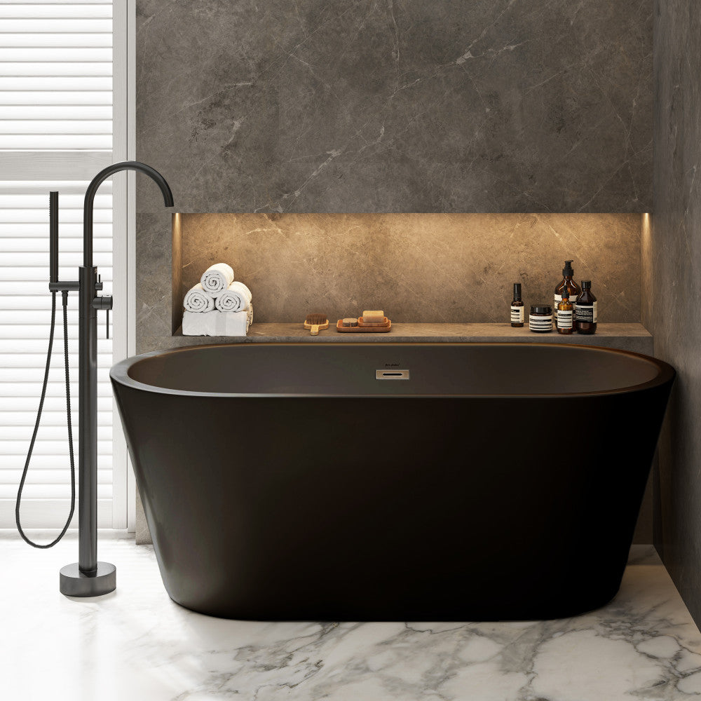 Claire 60" Freestanding Bathtub in Matte Black