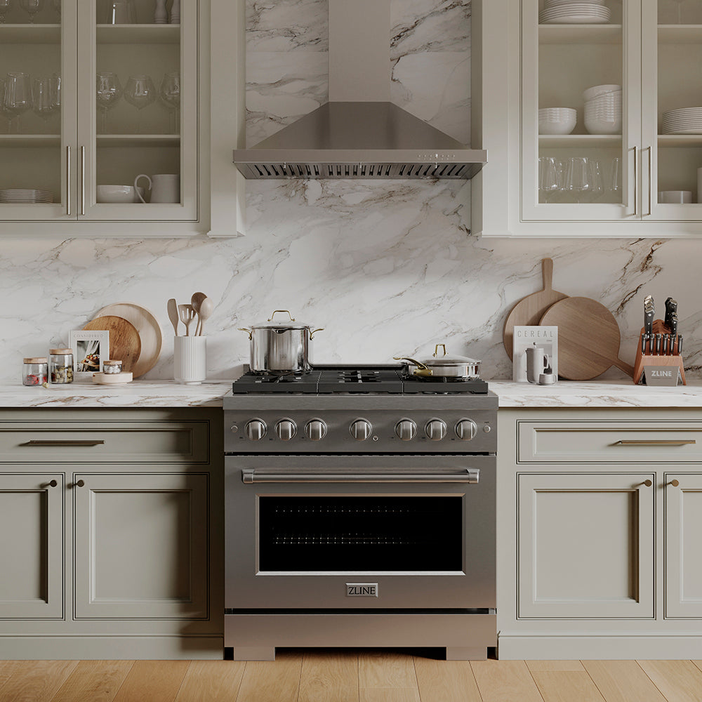 ZLINE 36 in. 5.2 cu. ft. Paramount Gas Range with 6 Burner Cooktop and Convection Gas Oven in Stainless Steel, Open Box-Excellent Condition