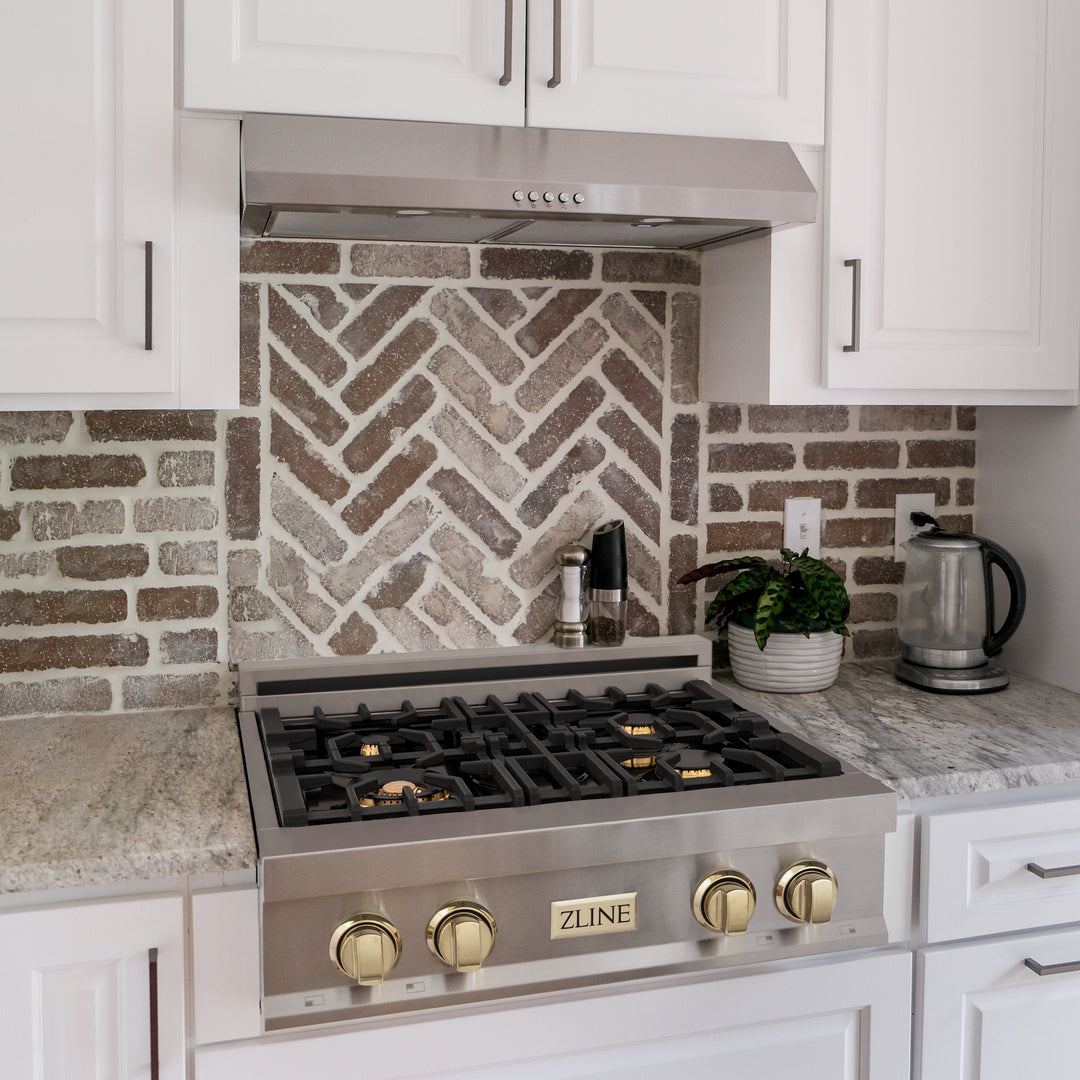 ZLINE 30" Porcelain Rangetop 4 Gas Burners Stainless Steel Gold Accent