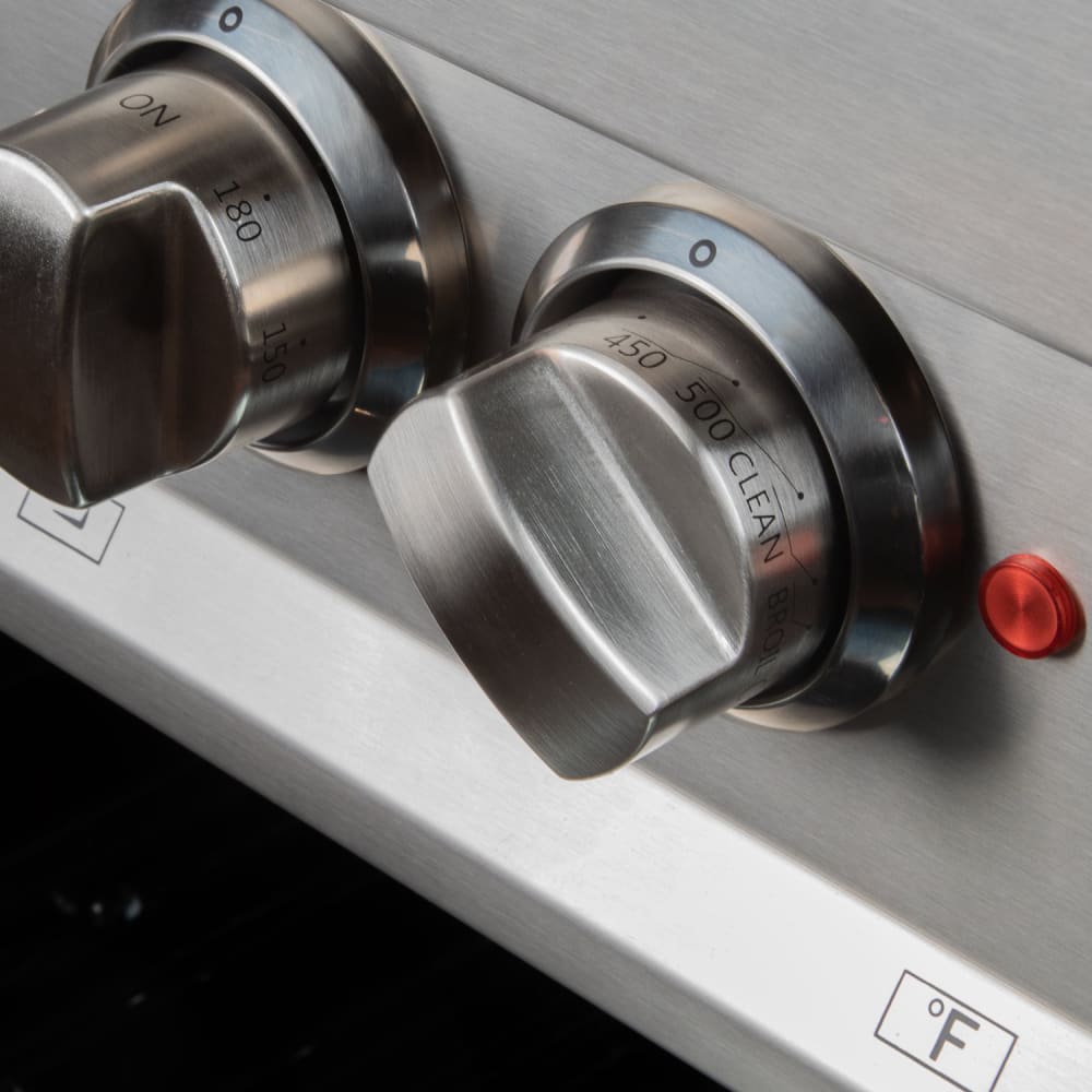 Professional Gas on Gas Range in Stainless Steel with White Matte Door (RG-WM-30) ZLINE 30 in.